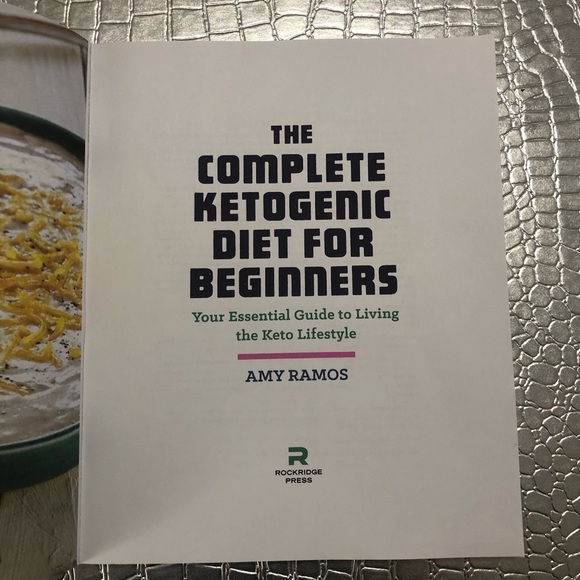 The complete ketogenic diet book​ - Picture 2 of 3